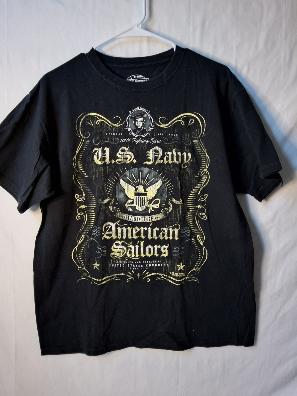 U.S.‎ Navy American Sailors Graphic Tee - Black with Gold Print